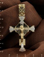 Крест из лимонного золота c эмалью и эбеновым деревом