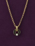 Колье из лимонного золота c бриллиантами и ониксом