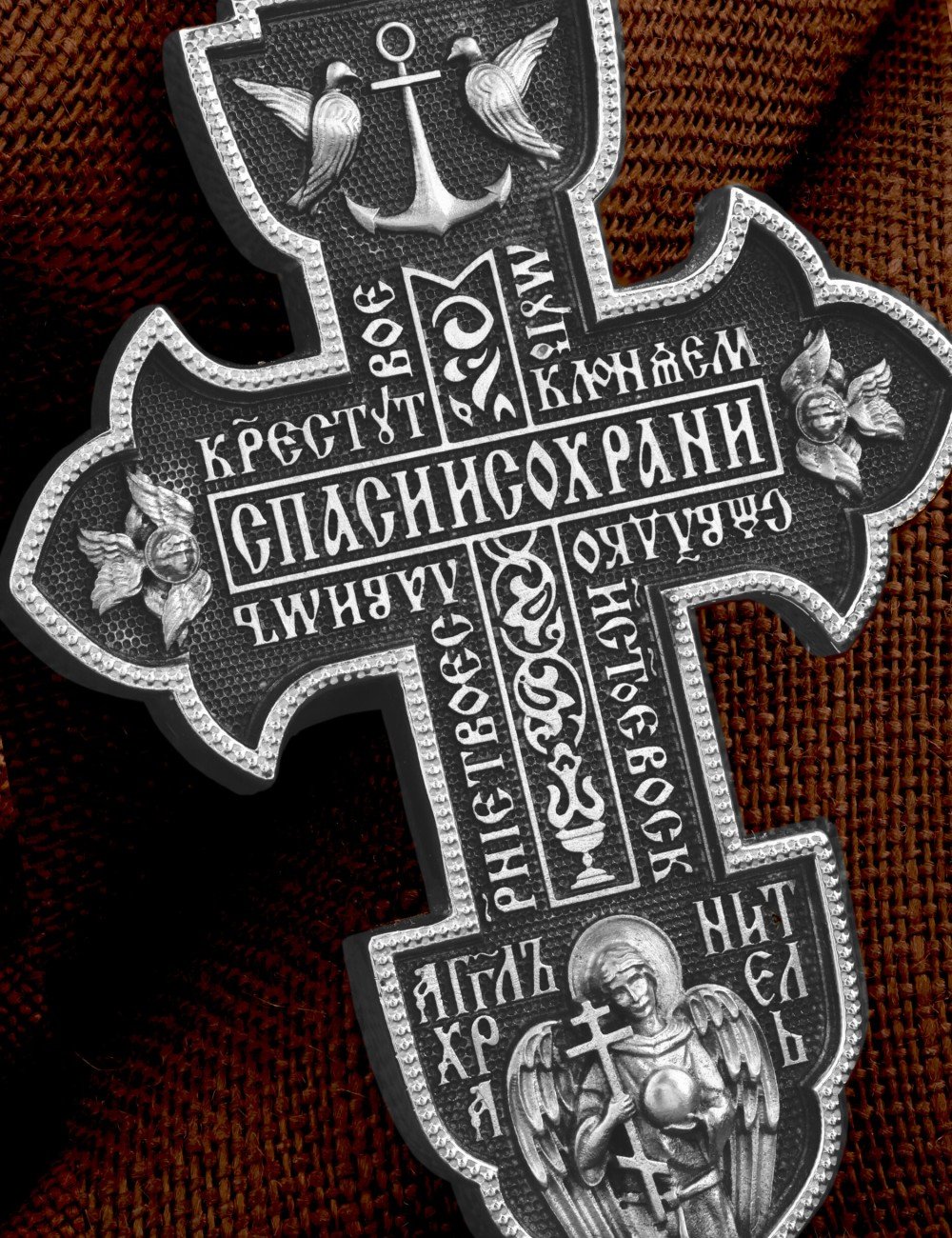 Крест из белого золота