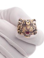 Кольцо из лимонного золота c эмалью