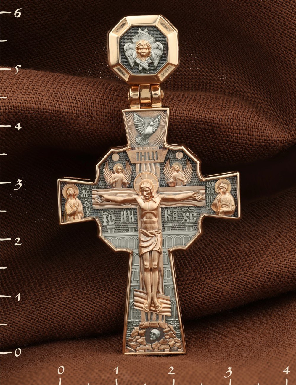 Крест из золота