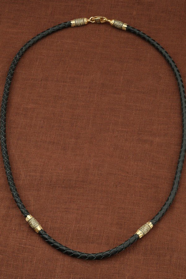Гайтан из лимонного золота c кожаным шнурком
