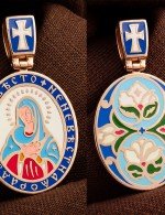 Образок из золота c эмалью