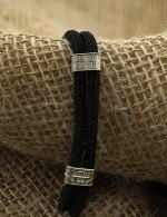 Браслет из серебра и золота c шёлковым шнурком