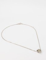 Колье из белого золота c бриллиантами и изумрудом