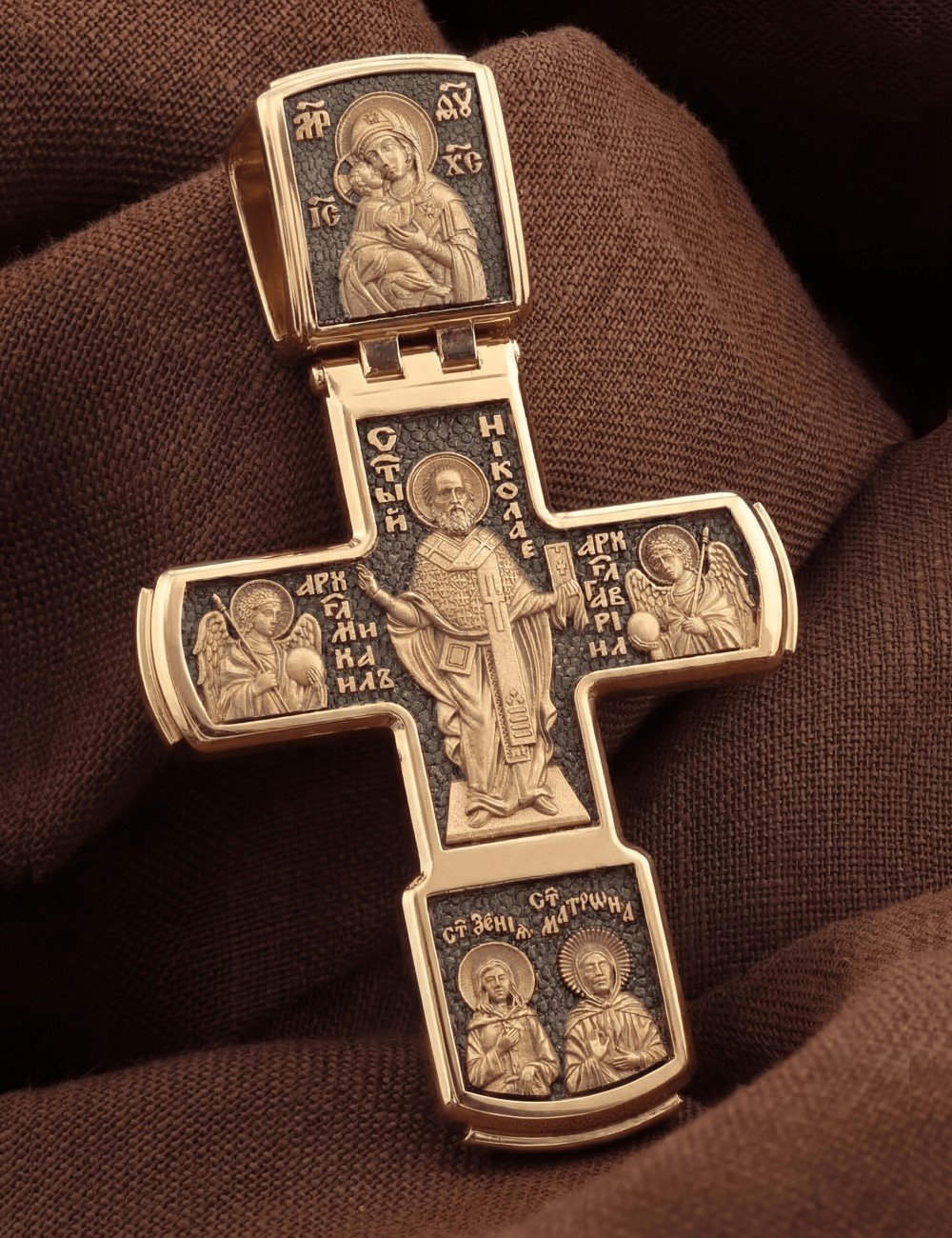 Крест из золота