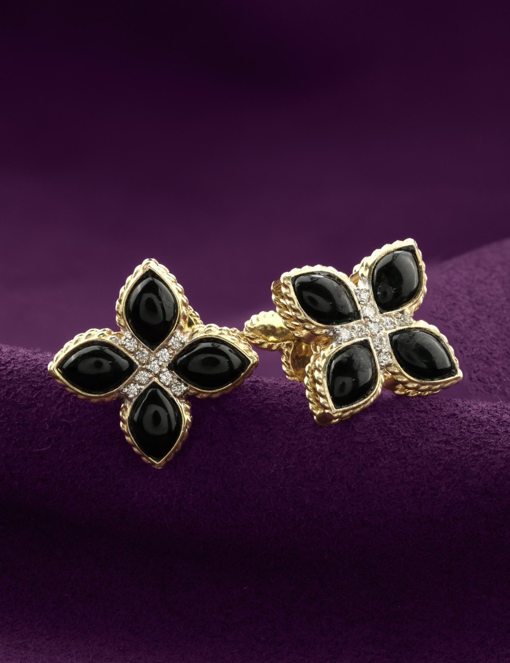Серьги из лимонного золота c бриллиантами и ониксом