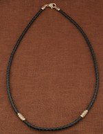 Гайтан из золота c кожаным шнурком