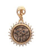 Подвеска из золота c эмалью и жемчугом