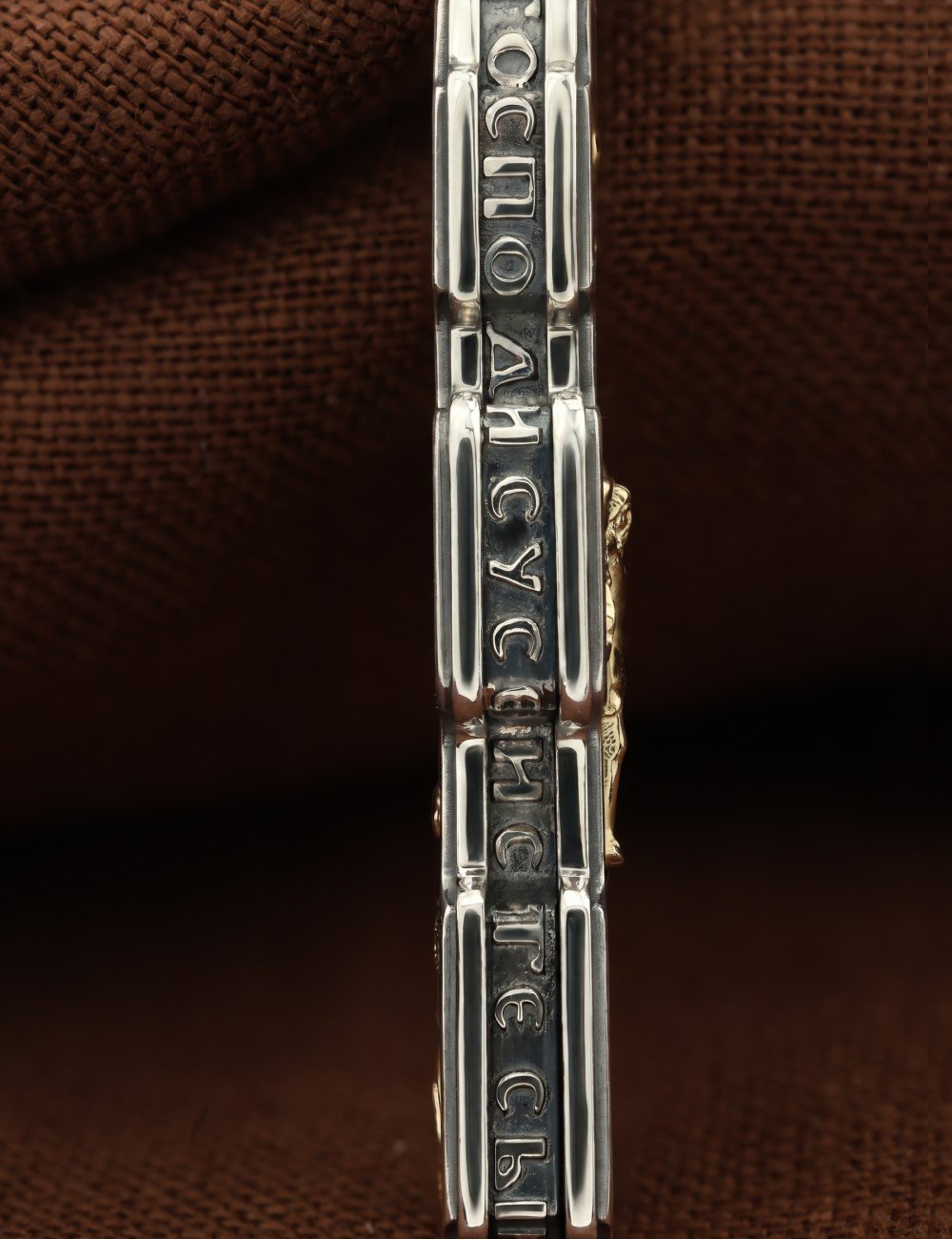 Крест из серебра 925 пробы и золота 585 пробы