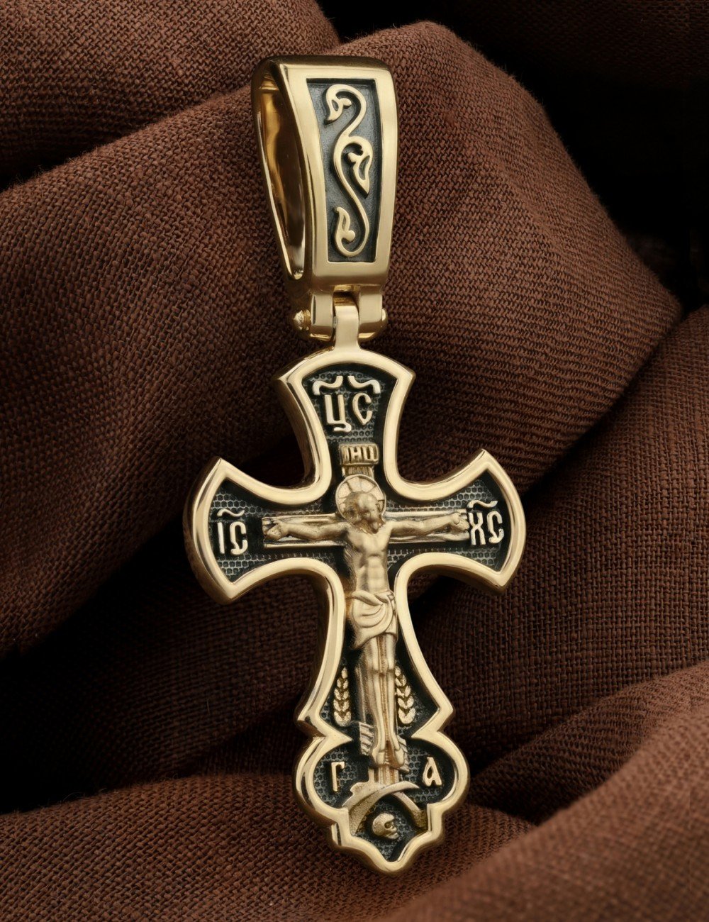 Крест из лимонного золота