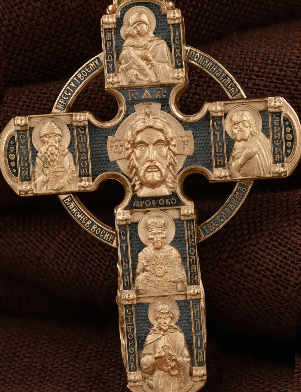 Крест из золота