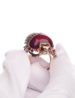 Кольцо из золота c эмалью, фианитом и гранатом