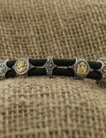 Браслет из серебра и золота c ониксом и шёлковым шнурком