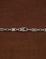 Цепь из белого золота c эмалью