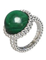 Кольцо из белого золота c малахитом