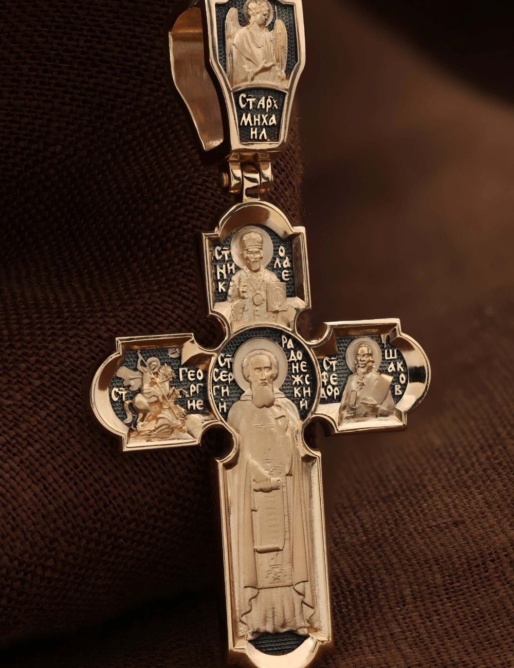 Крест из золота