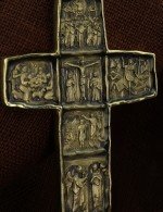 Крест из зелёного золота