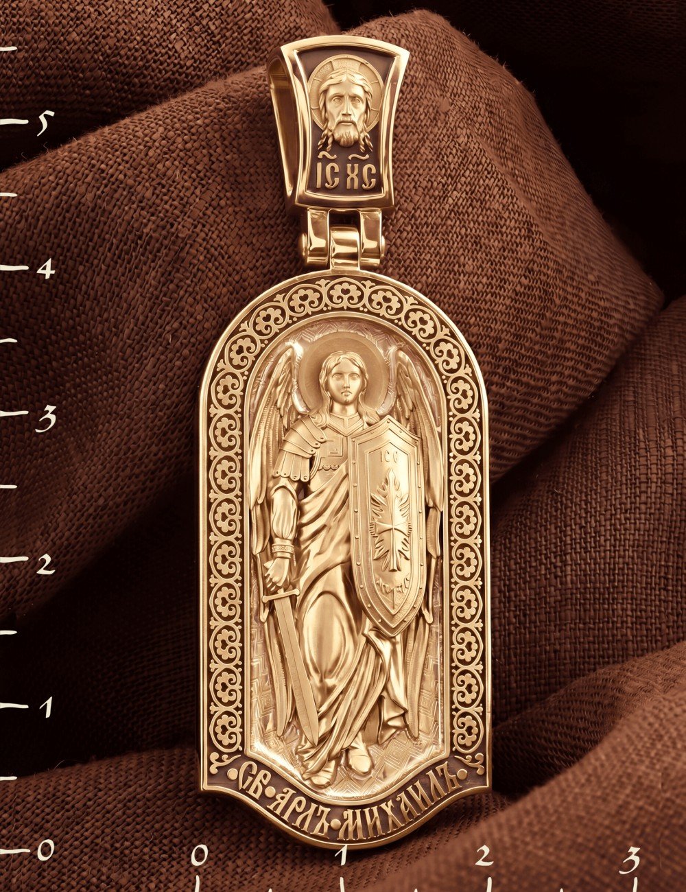 Образок из золота c эмалью