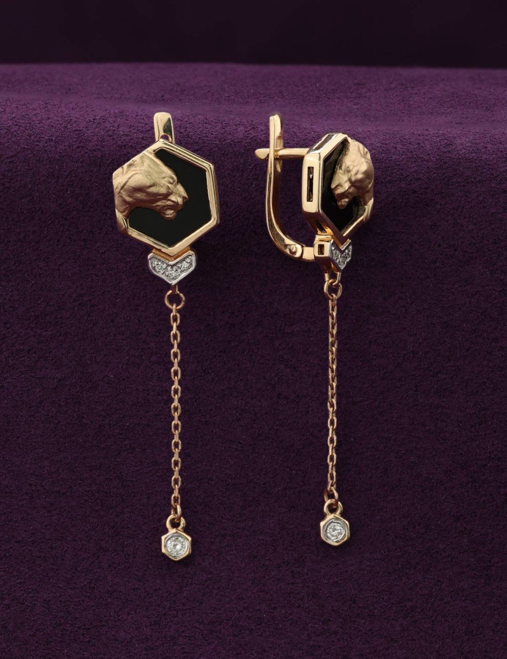 Серьги из золота c бриллиантами и ониксом