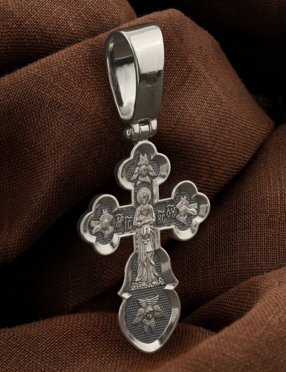 Крест из белого золота