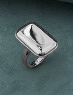 Кольцо из белого золота