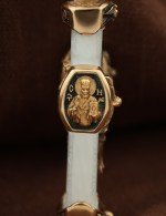 Крест из золота c бивнем мамонта