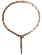 Колье из золота c бриллиантами и лазуритом