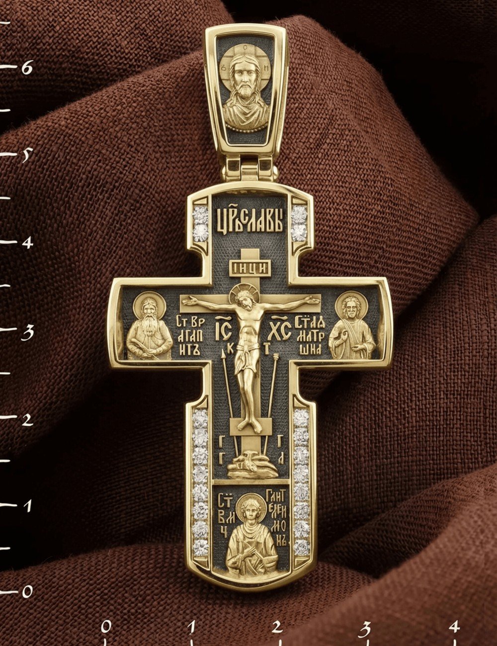 Крест из лимонного золота c бриллиантами