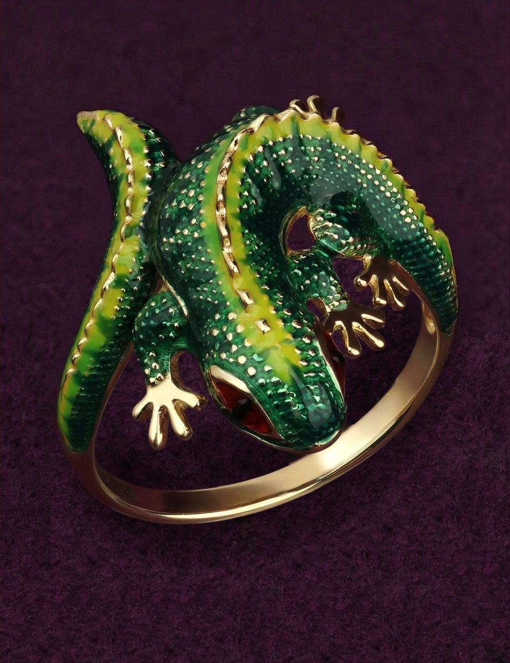 Кольцо из лимонного золота c эмалью