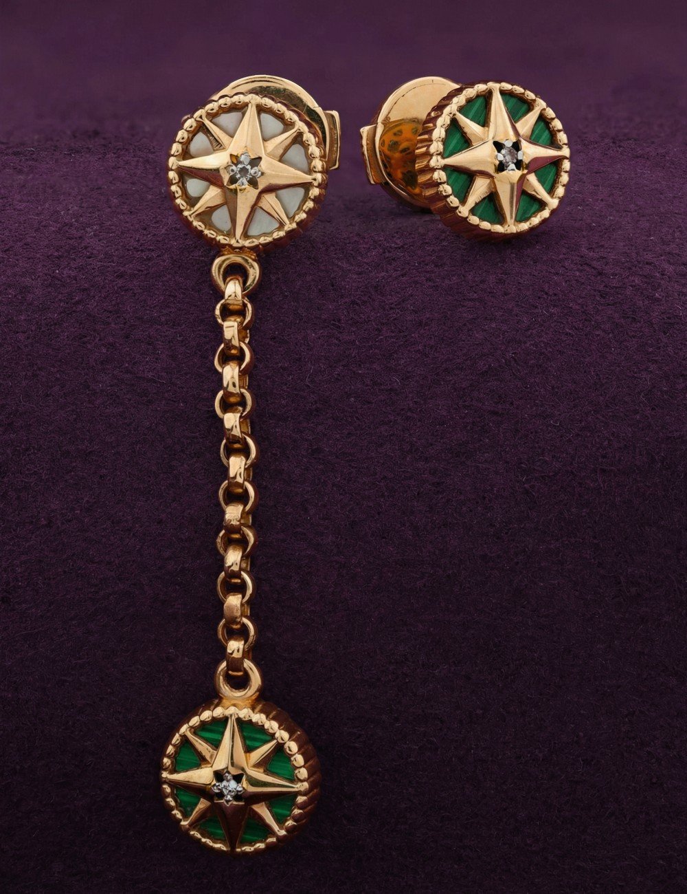 Серьги из золота c бриллиантами, малахитом и перламутром