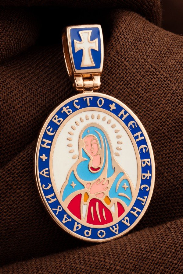 Образок из золота c эмалью