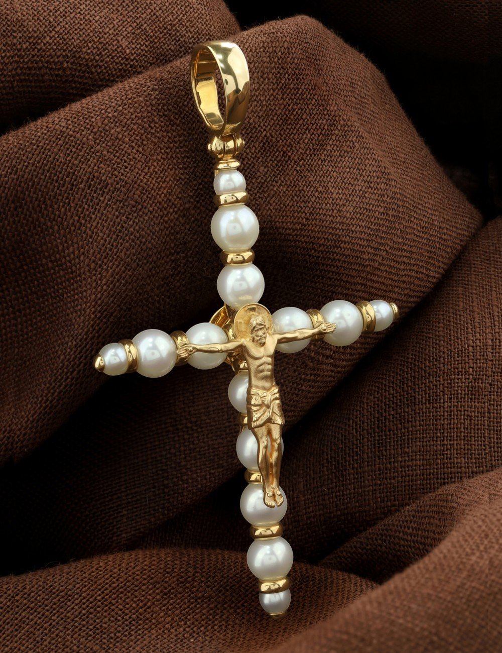 Крест из лимонного золота c жемчугом