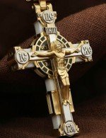 Крест из лимонного золота c эмалью и бивнем мамонта