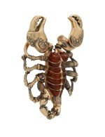 Брошь из золота c эмалью