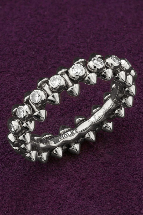 Кольцо из белого золота c бриллиантами