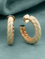 Серьги из золота