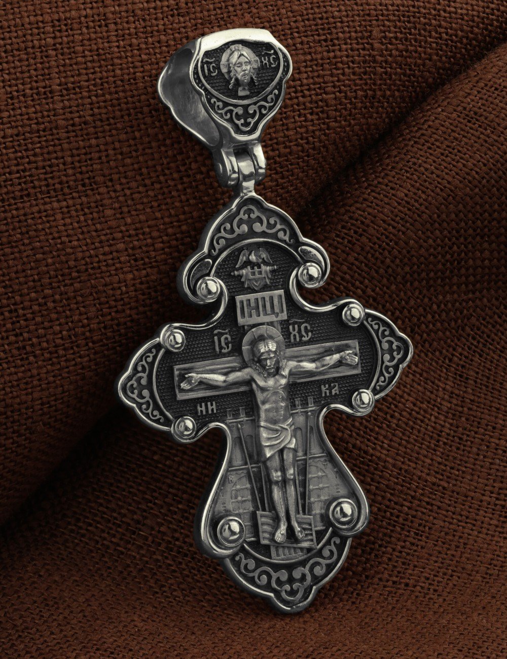 Крест из белого золота