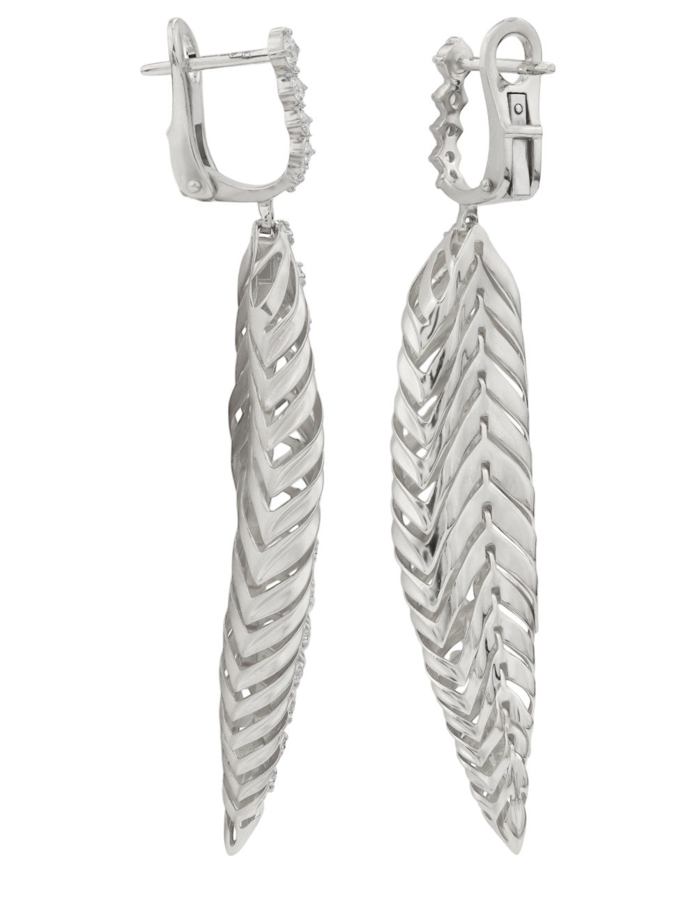 Серьги из белого золота c бриллиантами