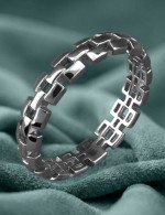 Кольцо из белого золота