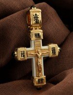 Крест из лимонного золота c эмалью, ониксом и бивнем мамонта