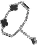 Браслет из белого золота c ониксом