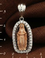 Образок из белого золота c бриллиантами