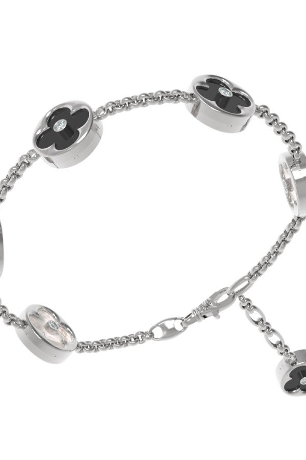 Браслет из белого золота c бриллиантами, ониксом и перламутром