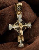 Крест из лимонного золота c эмалью и эбеновым деревом