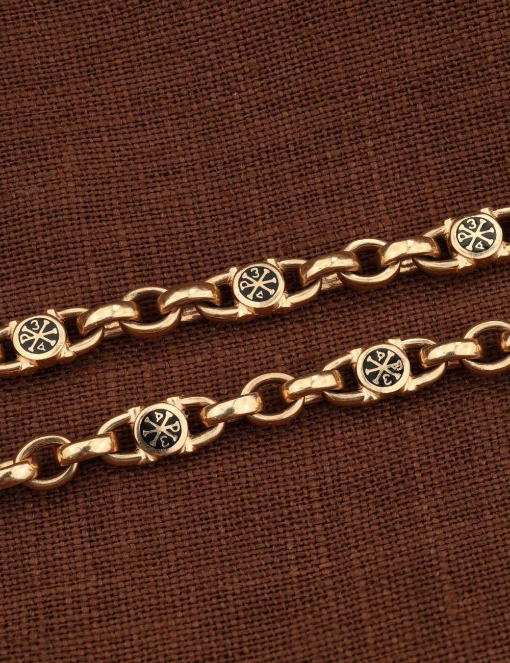 Цепь из золота c эмалью