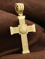Крест из лимонного золота c ониксом