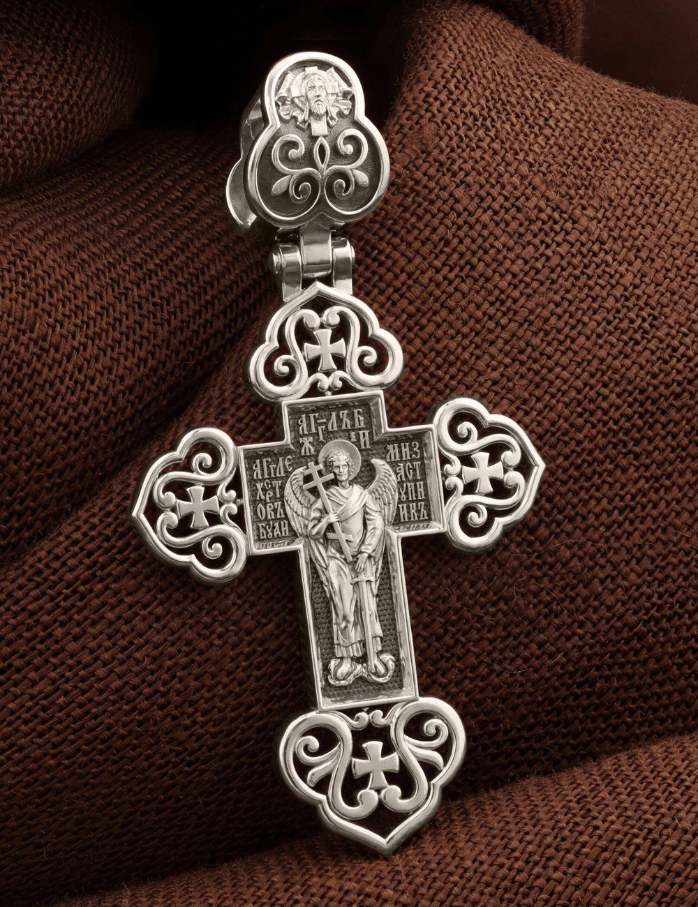 Крест из белого золота