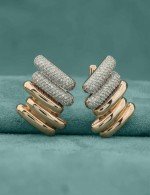 Серьги из золота c бриллиантами