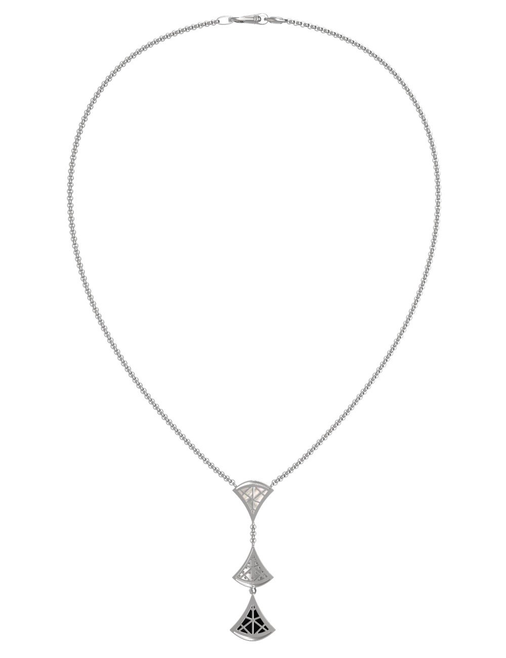 Колье из белого золота c бриллиантами, ониксом и перламутром